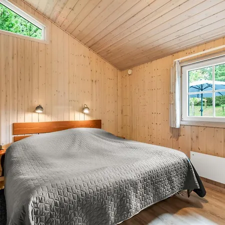 Tule - 1-2km From The Sea By Interhome