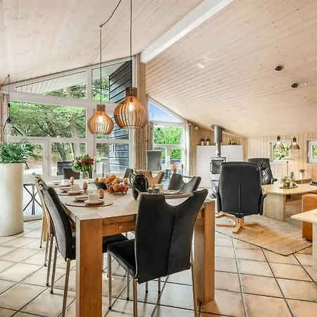Tule - 1-2km From The Sea By Interhome *